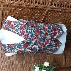 Vintage Floral Vest 1980s  cottage core fairycore soft grunge plant mom